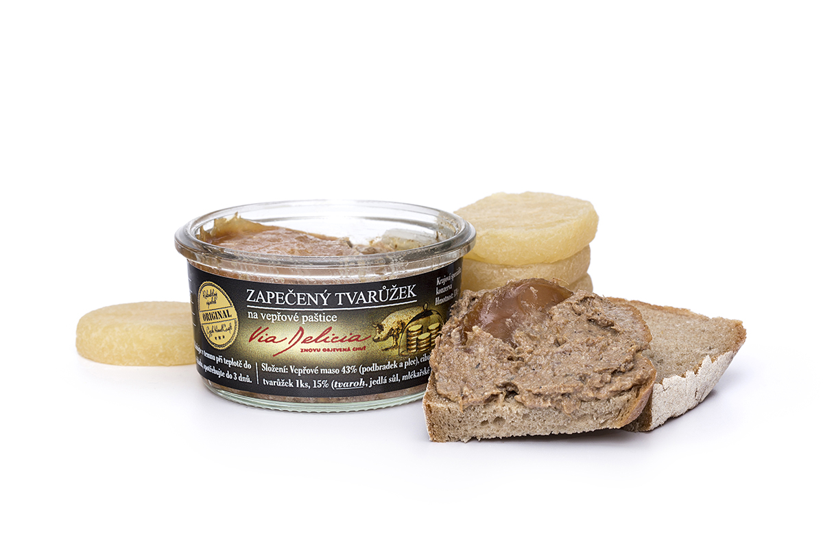 Zapečený tvarůžek na vepřové paštice