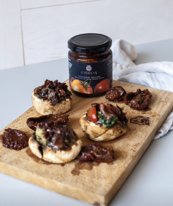 Sušená rajčata v extra panenském olivovém oleji